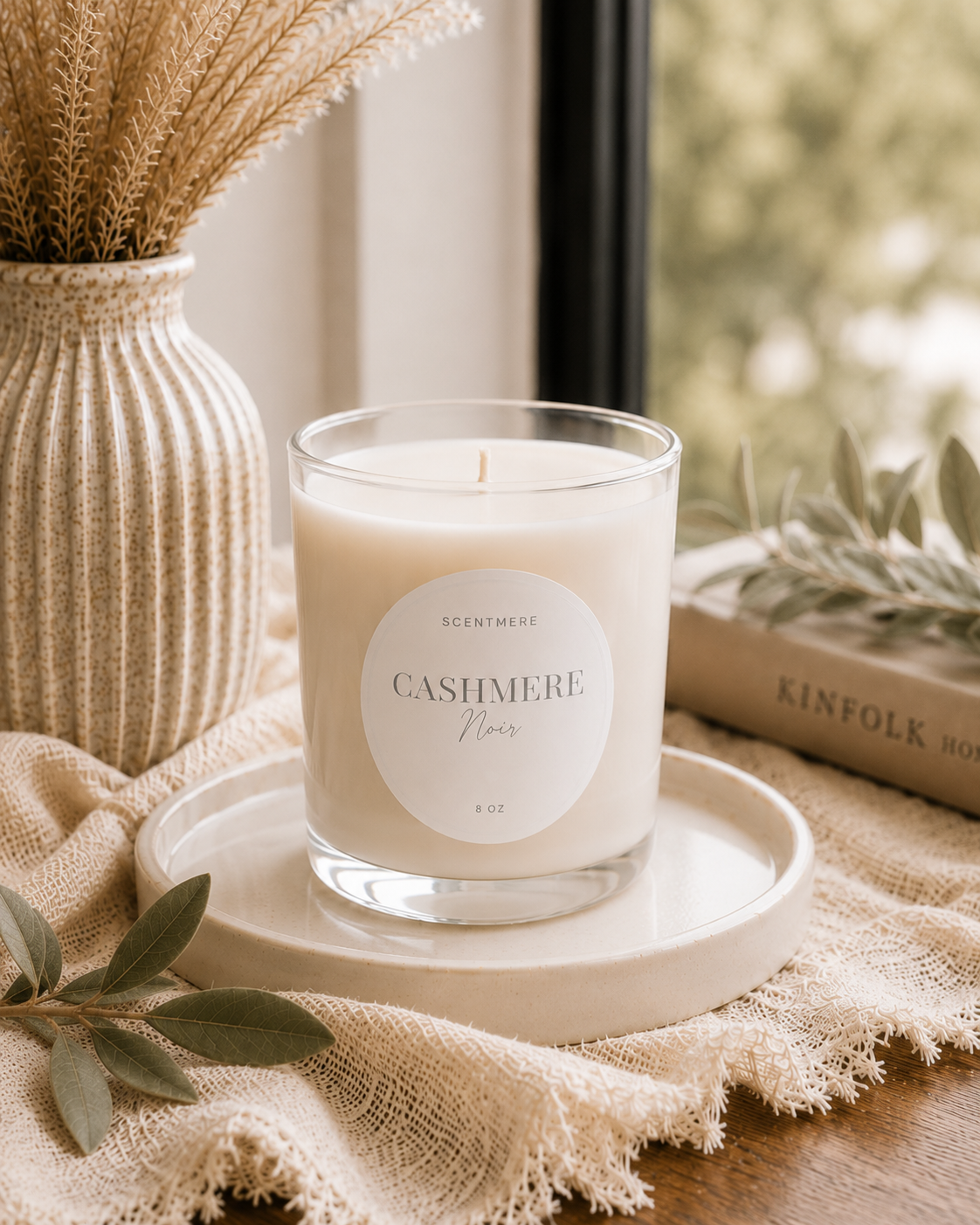 Cashmere Noir – Dark Plum, Black Cherry & Amber Candle